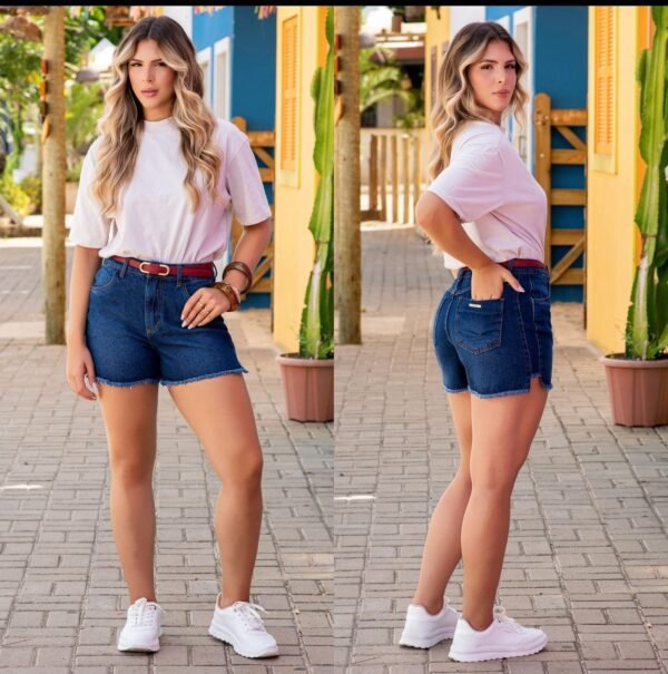 Short Recorte Lateral Barra Desfiada Jeans
