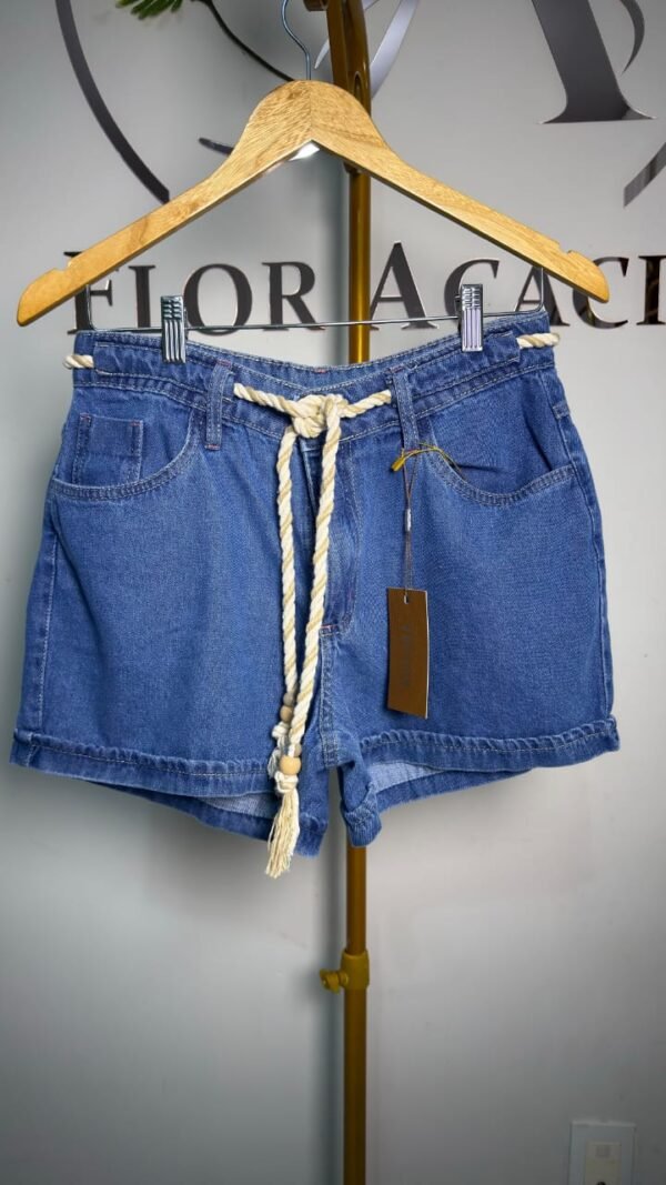 Short Claro C/ Rolete e Cordão Jeans